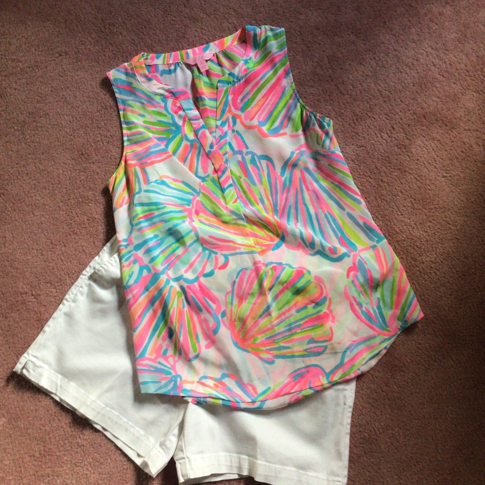 Sleeveless top